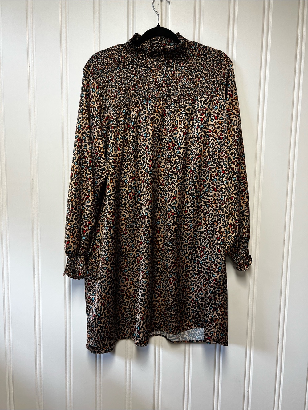 Uncle Frank NWT size large dress leopard color smock neck